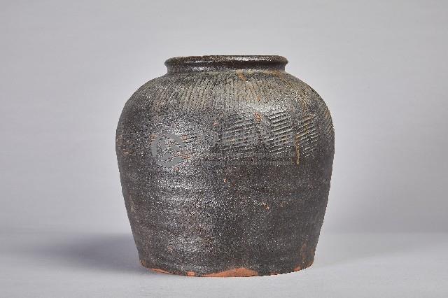 陶製黃褐釉條紋甕藏品圖，第3張