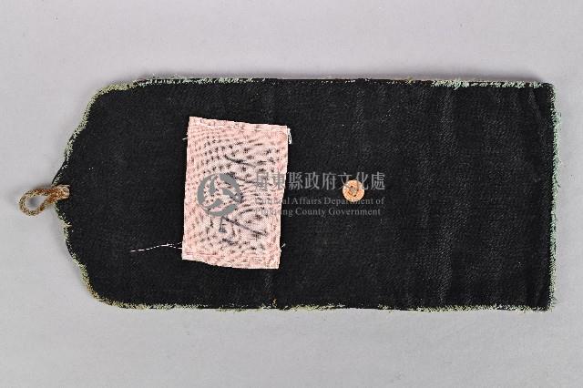 彩繡三夾層藍荷包藏品圖，第3張