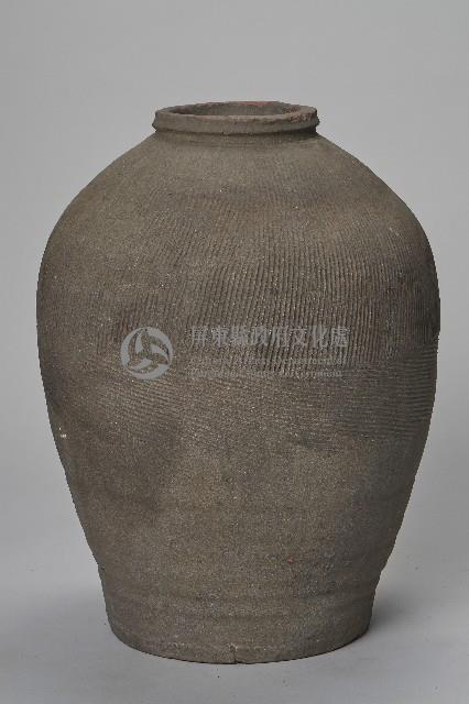陶製灰胎條紋甕藏品圖，第3張