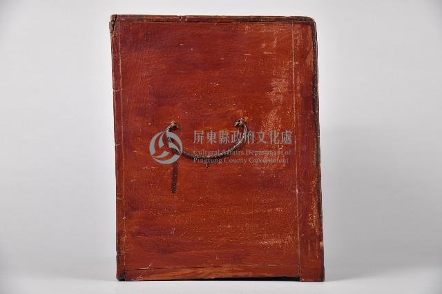 桌上型紅褐色木製三層櫃藏品圖，第5張