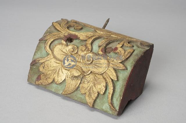 浮雕綠底金漆捲草紋斗拱-2藏品圖，第4張