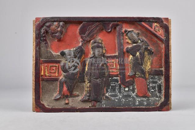 加彩戲曲人像木雕牌飾藏品圖，第1張