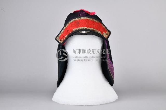 黑底紫邊刺繡布帽藏品圖，第1張