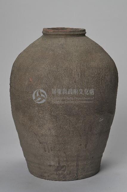 陶製灰胎條紋甕藏品圖，第1張