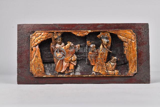 金漆戲台人像木雕牌飾藏品圖，第1張