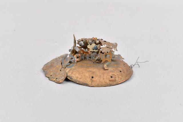 圓扁形帶鳳凰頂神像冠藏品圖，第4張