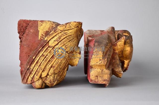 浮雕金漆鷹鳥木斗拱藏品圖，第4張