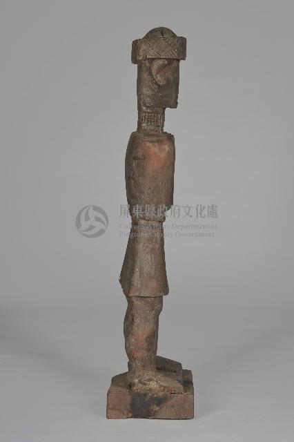 雙手曲放胸前男性立像人偶藏品圖，第4張