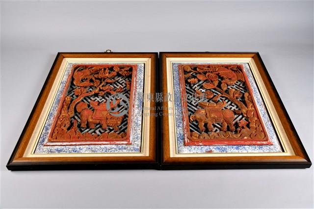 紅漆祥獸門木雕藏品圖，第2張
