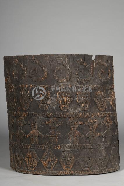浮雕人面人像無底木製穀桶藏品圖，第1張