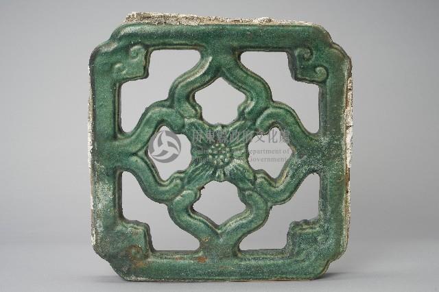 鏤空綠釉四瓣花瓷製花磚藏品圖，第1張