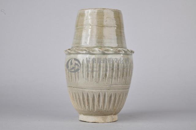 青瓷貼花罐藏品圖，第1張