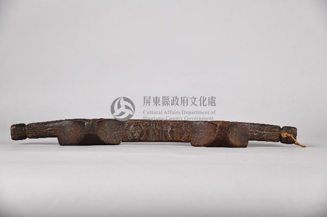 人像山羊紋木製雙連杯藏品圖，第1張