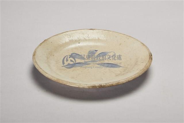 灰白釉藍葉陶盤藏品圖，第1張