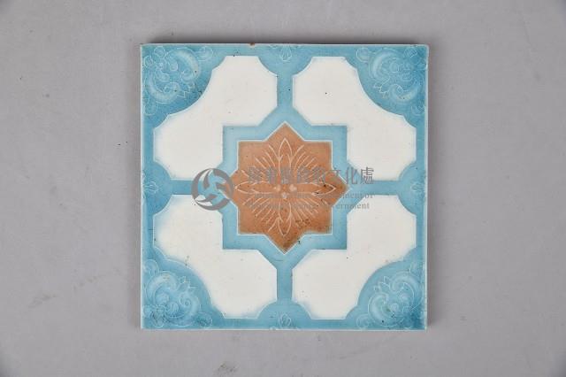海碧底褐色八角星瓷製花磚藏品圖，第1張