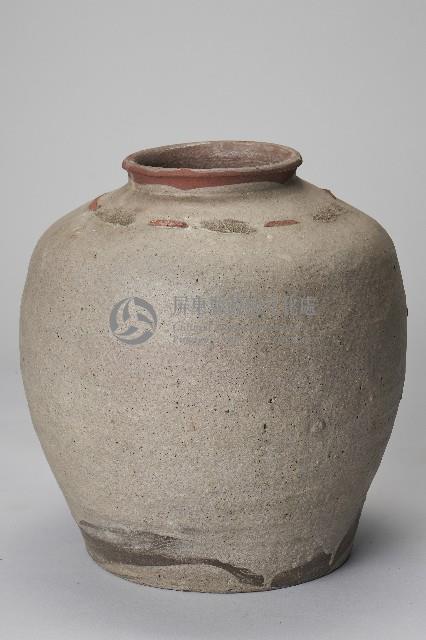 陶製紅胎灰釉素面罐藏品圖，第1張