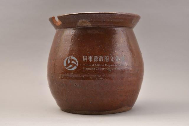 陶製褐釉素面罐藏品圖，第1張