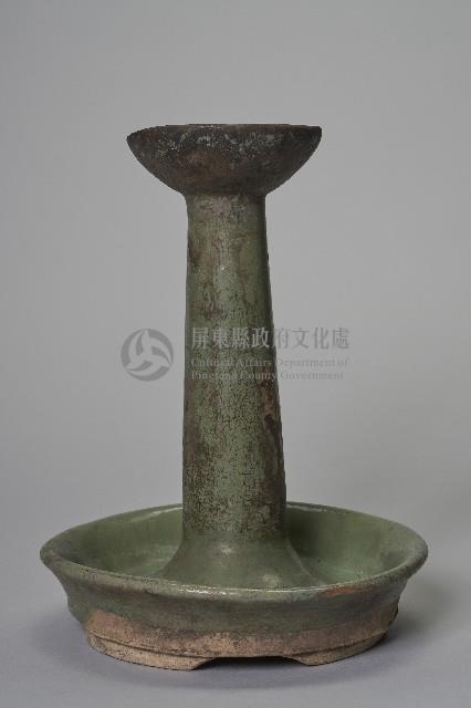 綠釉燭臺藏品圖，第3張