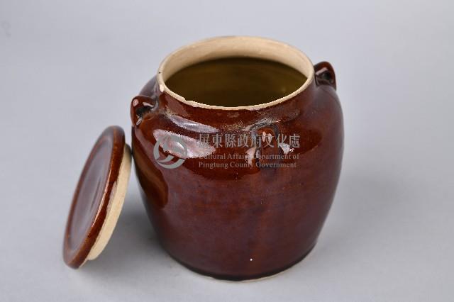 紅褐釉四繫罐藏品圖，第3張