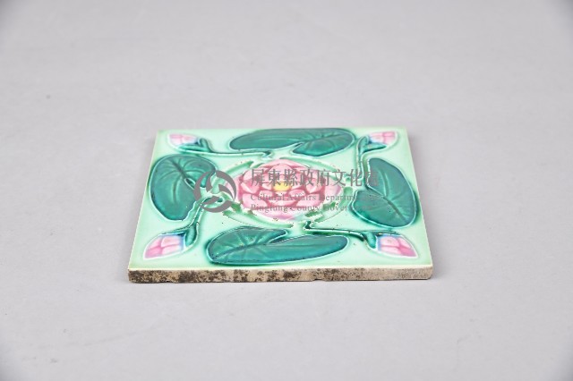 綠底蓮花瓷製花磚藏品圖，第2張