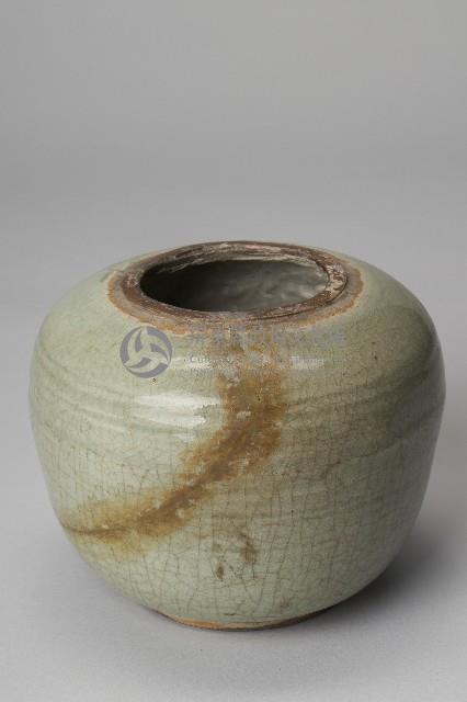 陶製開片青釉罐藏品圖，第2張