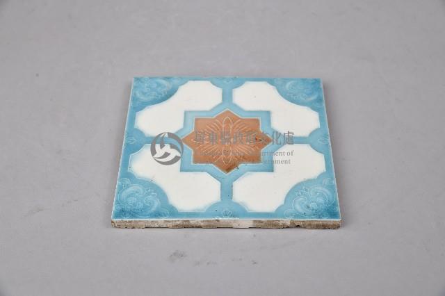 海碧底褐色八角星瓷製花磚藏品圖，第2張