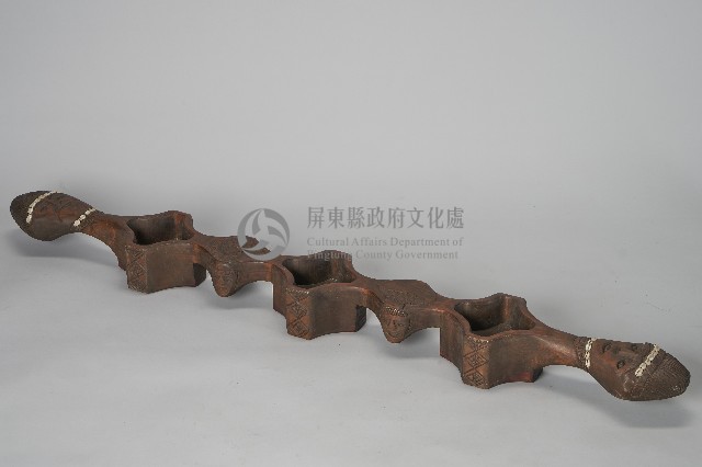 浮雕人面百步蛇紋三連杯藏品圖，第4張