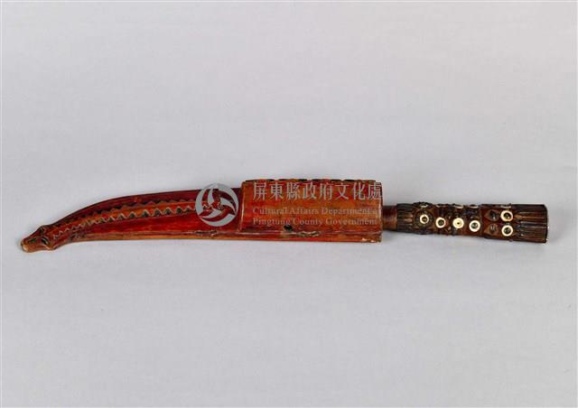 浮雕彩繪人面百步蛇紋佩刀藏品圖，第5張