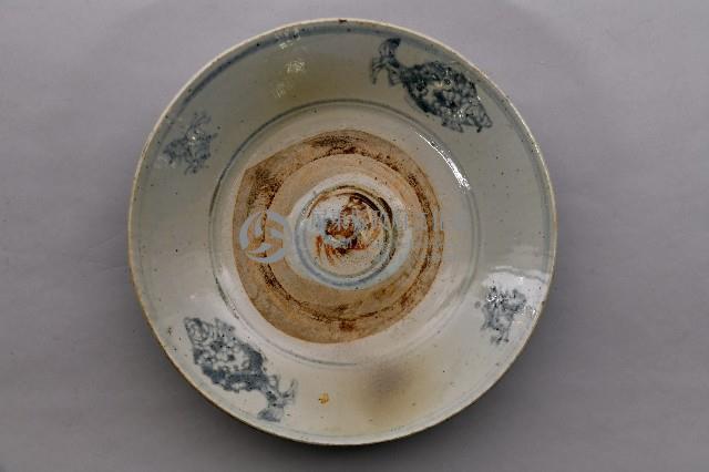 棕藍青花陶盤藏品圖，第2張