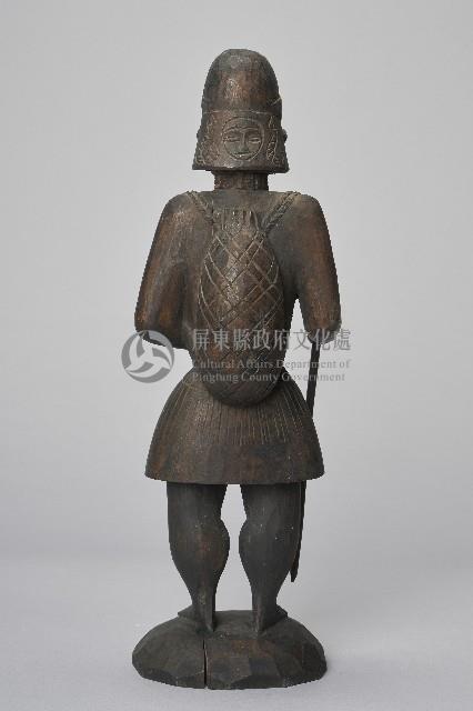 持杖後揹網袋男性立像人偶藏品圖，第2張