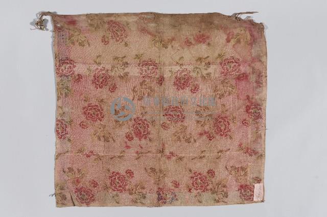 刺繡彩繪瑞獸桌裙頭藏品圖，第2張