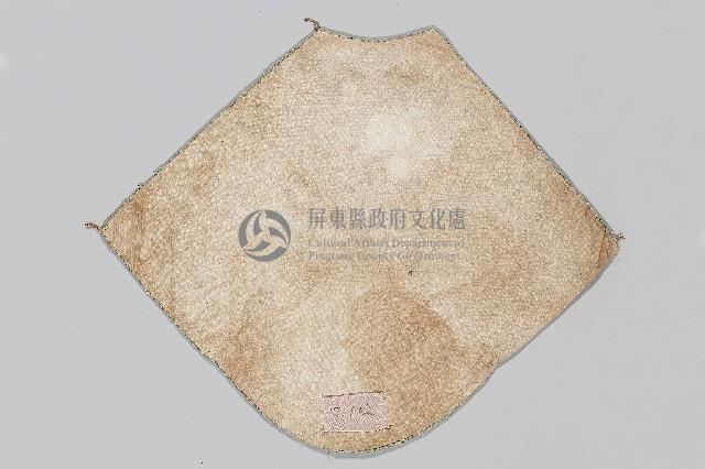 黑鯉魚繡花白肚兜藏品圖，第2張