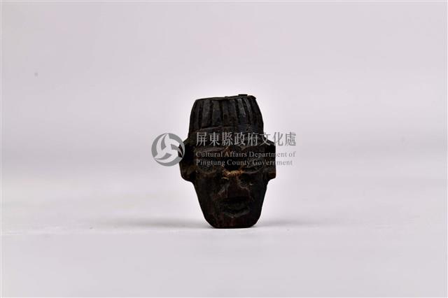 浮雕雙人面木製菸斗頭藏品圖，第3張