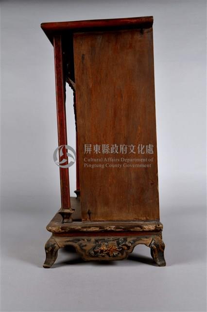 捲草花葉鏤雕束腰客家神龕藏品圖，第5張