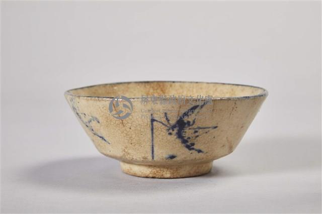 開片青花白瓷碗藏品圖，第2張