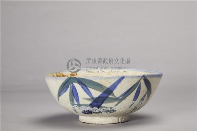 白釉彩繪竹葉陶碗藏品圖，第2張