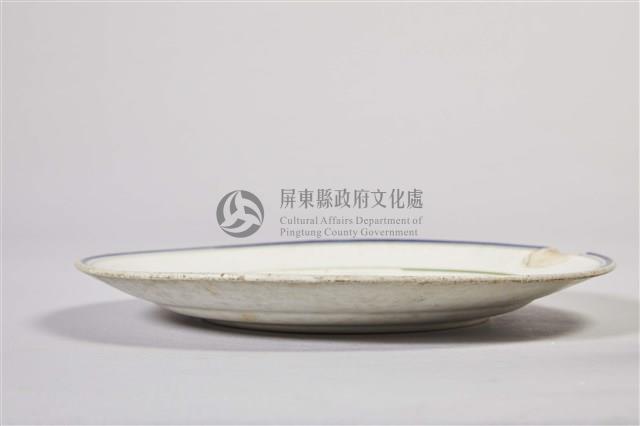 素面藍綠圈紋白瓷盤藏品圖，第2張