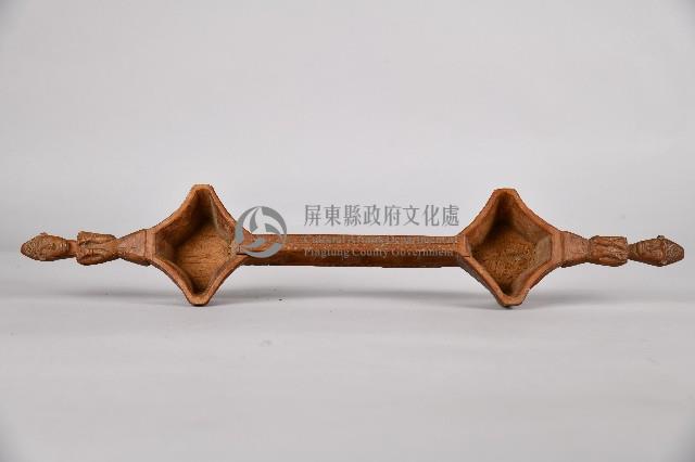 人像幾何紋木製雙連杯藏品圖，第2張