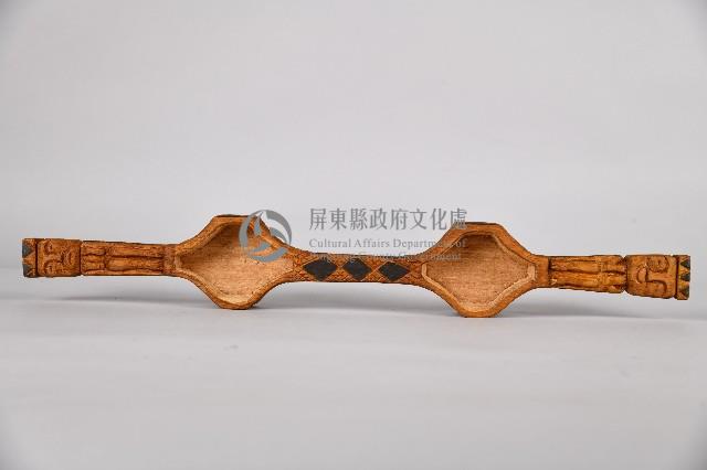 人像幾何紋木製雙連杯藏品圖，第2張