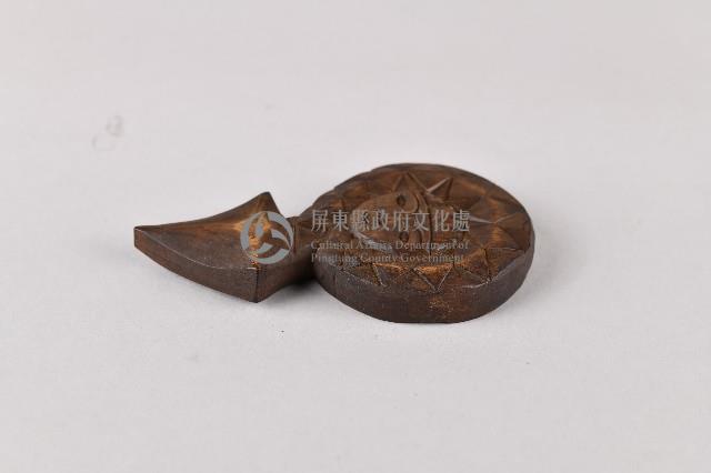 人面百步蛇紋蠟板藏品圖，第3張