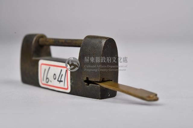 黃銅定向鎖-鎖身及鑰匙藏品圖，第3張