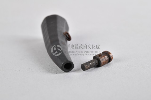 牛角狀木製火藥筒藏品圖，第3張