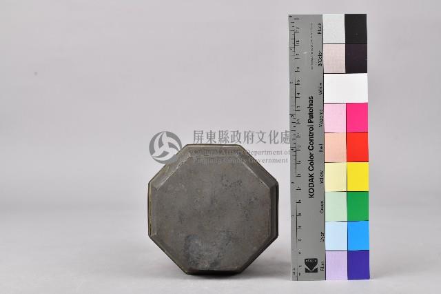 雙層八角錫製粉盒藏品圖，第14張
