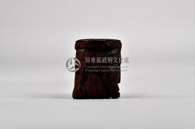 浮雕人面菸斗頭藏品圖，第4張