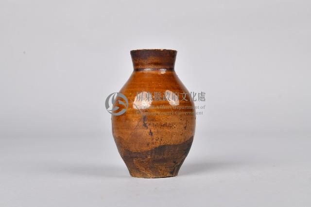 陶製紅棕釉罐藏品圖，第4張