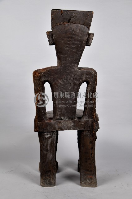 雕刻坐像木椅藏品圖，第3張