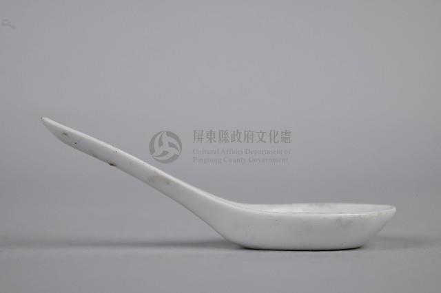 白瓷製湯匙藏品圖，第3張