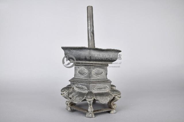 六角六足束腰合金燭台-1藏品圖，第4張