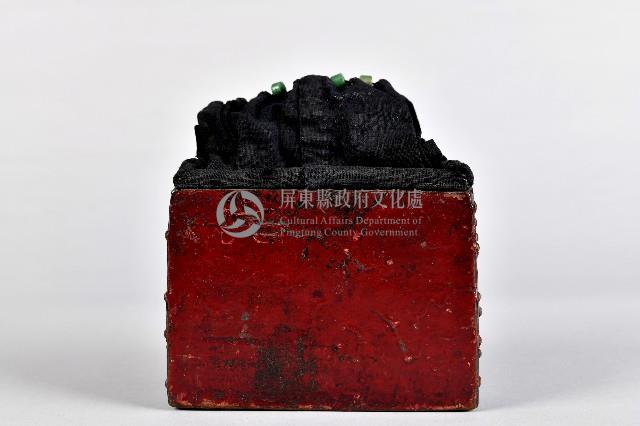 浮雕鑲嵌百步蛇紋祈禱箱藏品圖，第3張