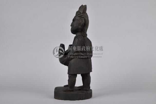 雙人倒捧山豬雕刻藏品圖，第4張